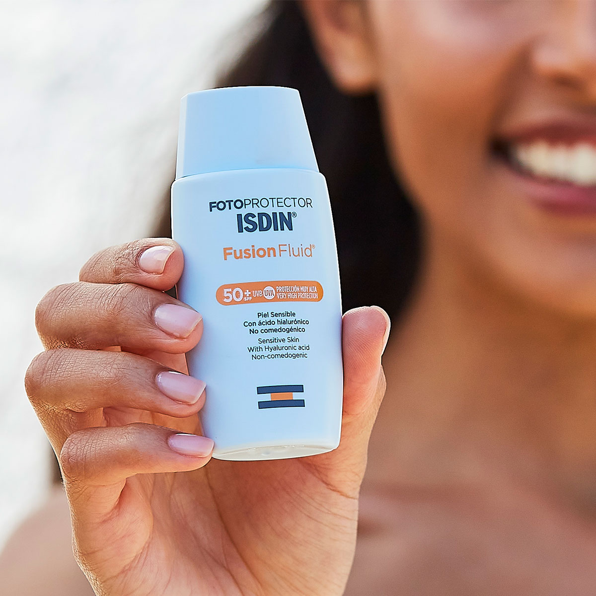 ضد آفتاب Fusion Fluid ایزدین spf 50